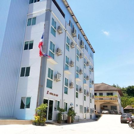 Hotel De Ratt Phuket Patong Esterno foto